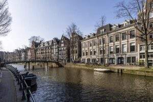 Oudezijds Voorburgwal 282  Amsterdam